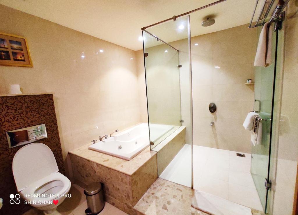 Ambrosia Sarovar Portico Haridwār with Hottub in Room Ambrosia Sarovar Portico Haridwār with Hottub in Room