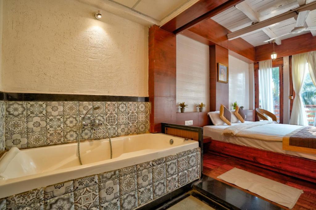 Aqua Marina Beach Cottages Calangute with Bathtub Aqua Marina Beach Cottages Calangute with Bathtub