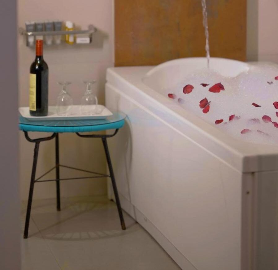 Bathtub Estrela Do Mar Beach Resort A Beach Property Calangute Bathtub Estrela Do Mar Beach Resort A Beach Property Calangute