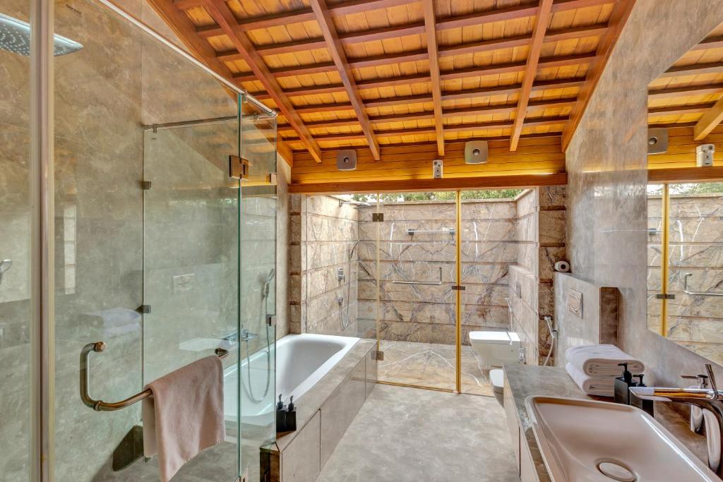 Bathtub Hotel Aamby Valley City Lonavala Bathtub Hotel Aamby Valley City Lonavala