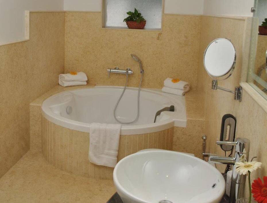 Bathtub Hotel Casa De Goa Boutique Resort Calangute Bathtub Hotel Casa De Goa Boutique Resort Calangute