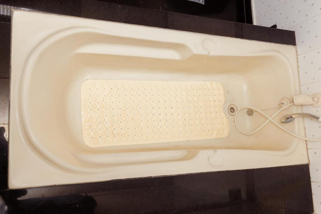 Bathtub Hotel Koramangala Luho 41 Penthouse Bathtub Hotel Koramangala Luho 41 Penthouse