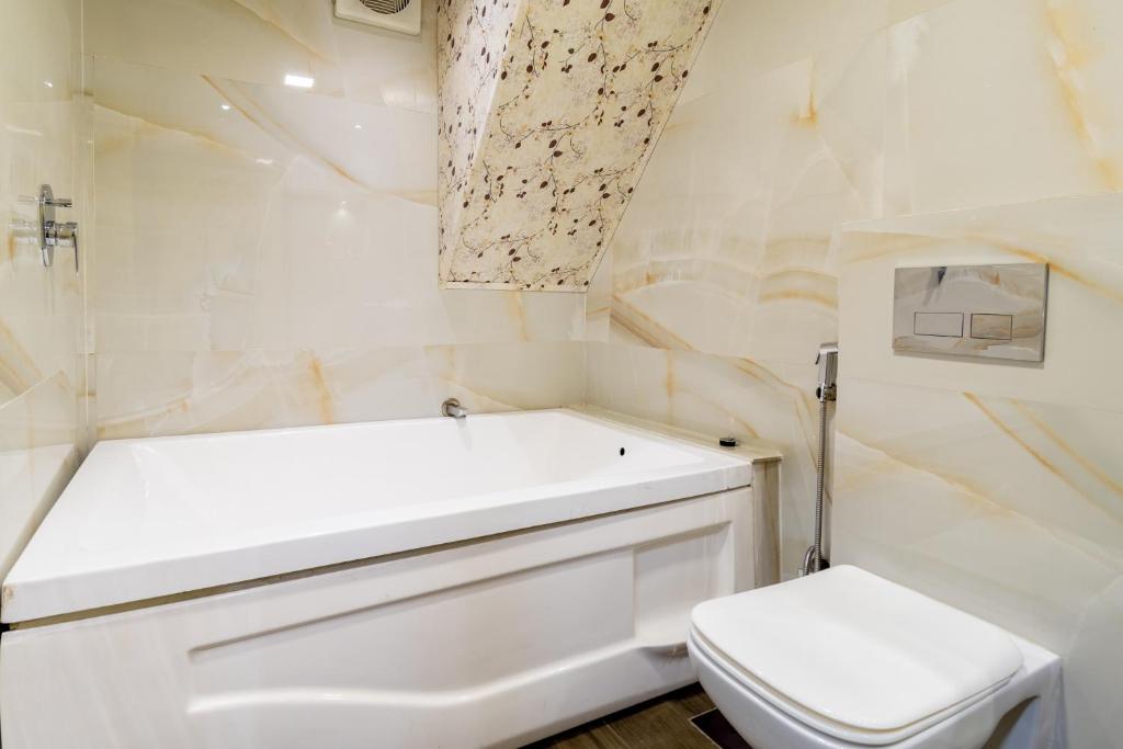 Bathtub Hotel Onn Shelter Inn Mumbai Bathtub Hotel Onn Shelter Inn Mumbai