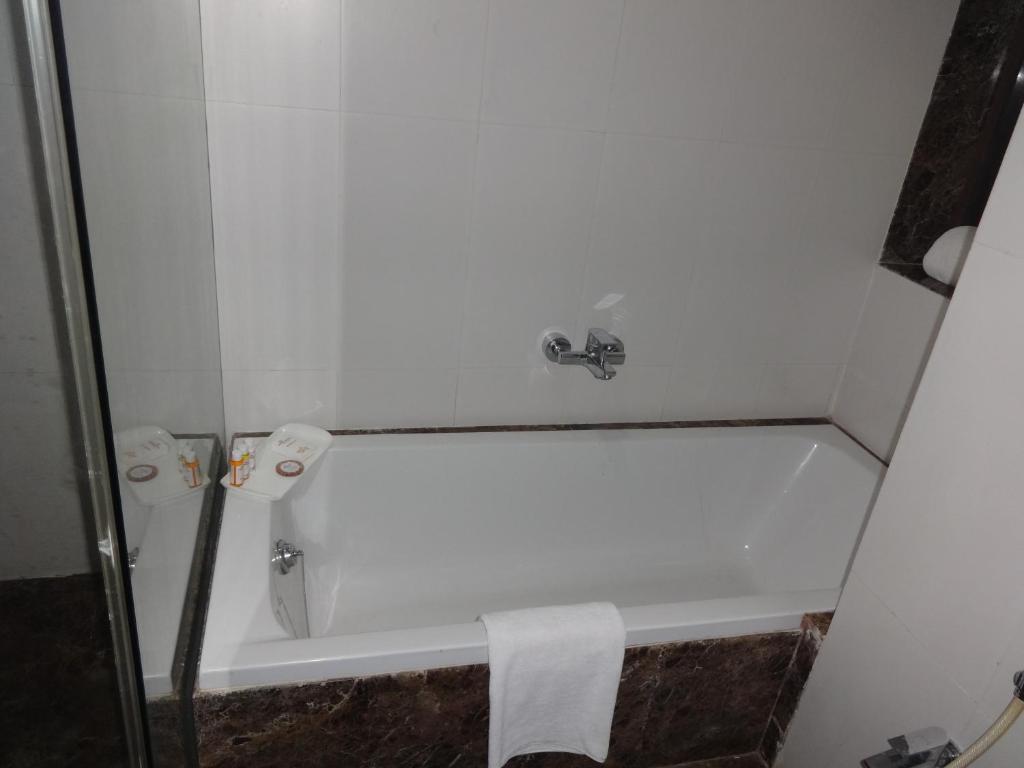 Bathtub Hotel Puri Pride Ananya Resorts Bathtub Hotel Puri Pride Ananya Resorts