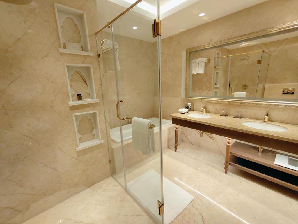 Bathtub Mahabalipuram Kaldan Samudhra Palace Bathtub Mahabalipuram Kaldan Samudhra Palace