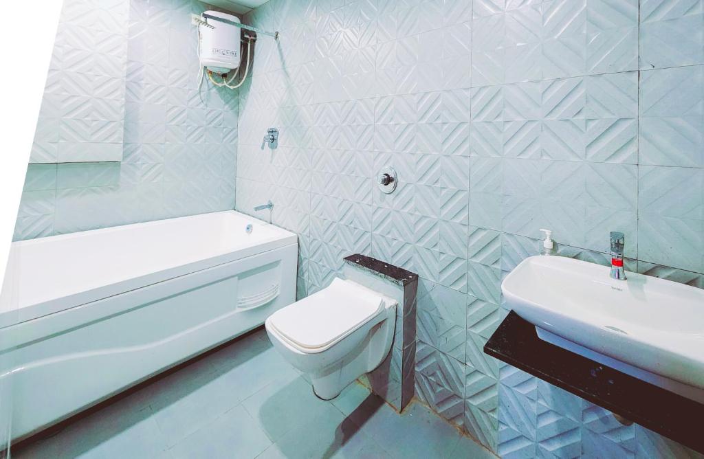 Bathtub Rajkot Nova Hotel New Crossroad Bathtub Rajkot Nova Hotel New Crossroad