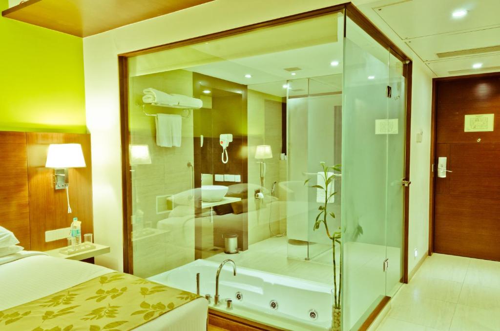 Bathtub Ramee Grand Hotel and Spa Pune Bathtub Ramee Grand Hotel and Spa Pune