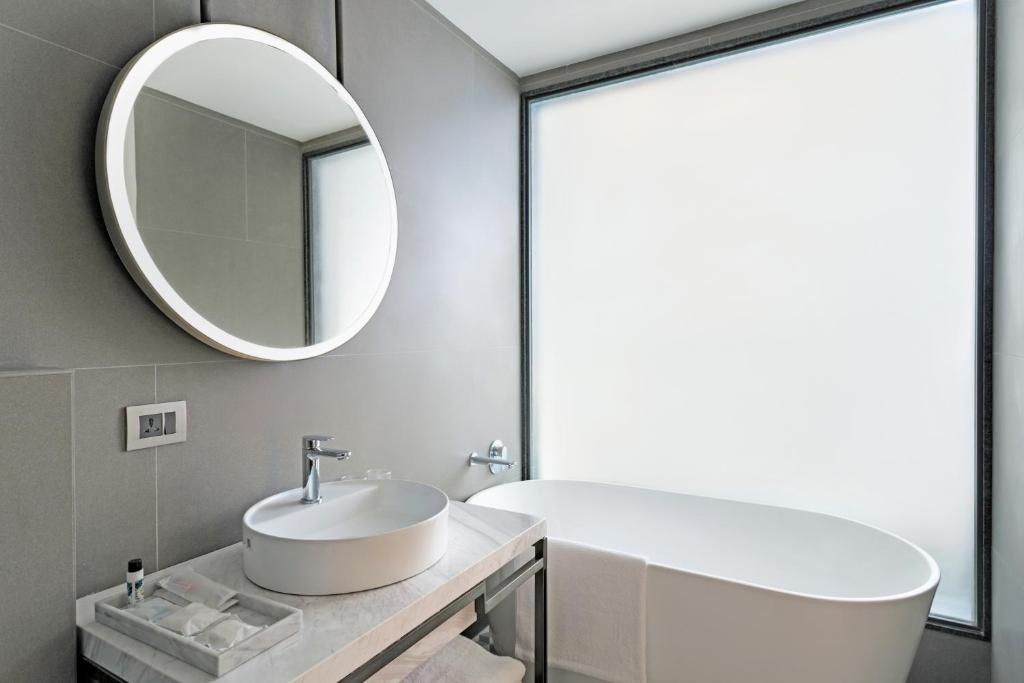 Bathtub Room The Crescent Panjim Bathtub Room The Crescent Panjim