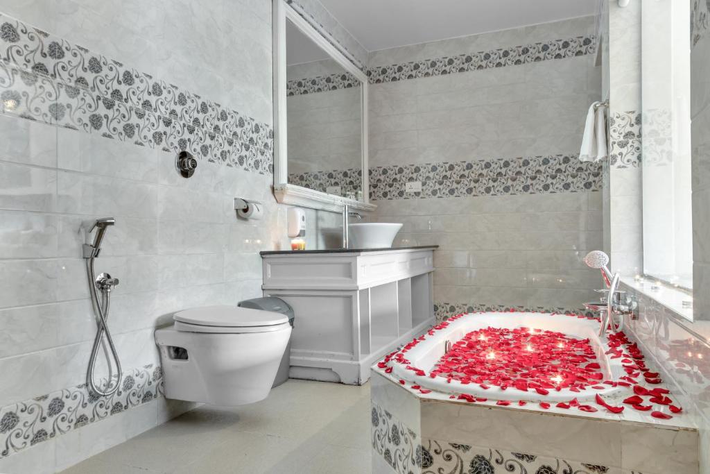 Bathtub Room Wild Berry Resort Agonda Goa Bathtub Room Wild Berry Resort Agonda Goa