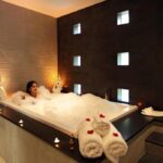 Munnar Hotels with Bathtub Broad Bean Resort & Spa Hotel Munnar with Romantic Jacuzzi in Room