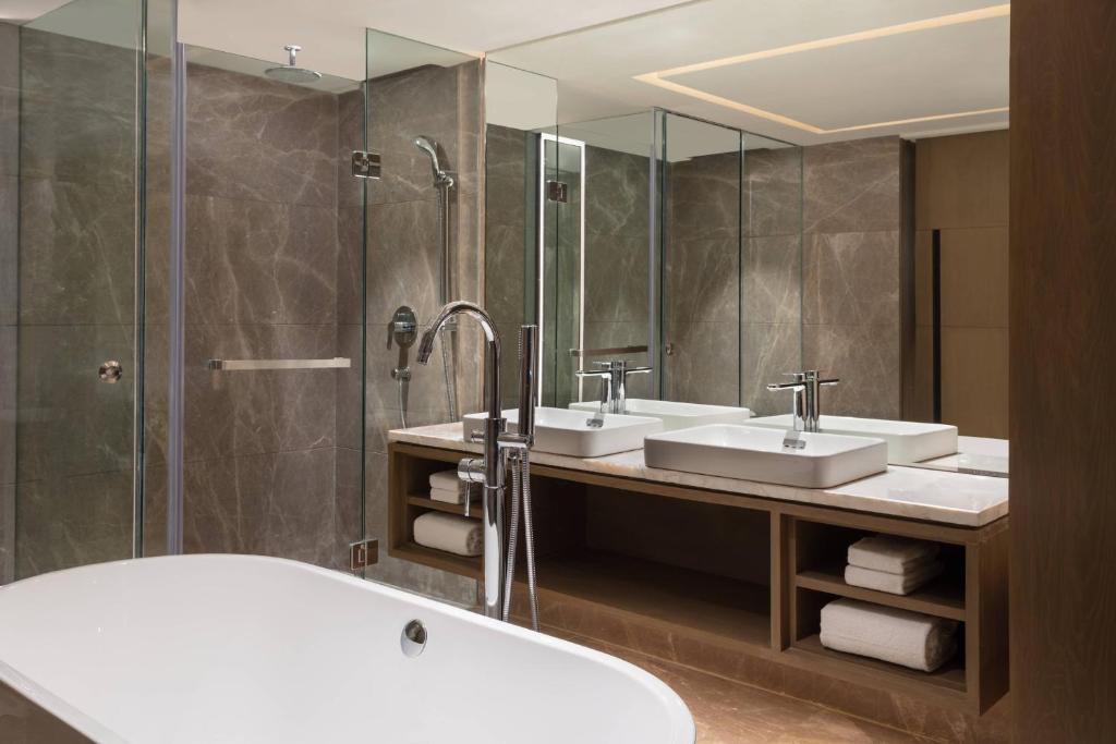 Courtyard by Marriott Amritsar with Bathtub Courtyard by Marriott Amritsar with Bathtub