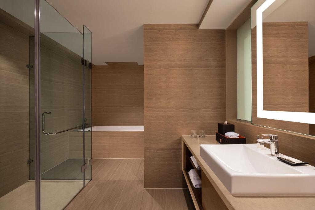 Courtyard by Marriott Bhopal with Bath Courtyard by Marriott Bhopal with Bath