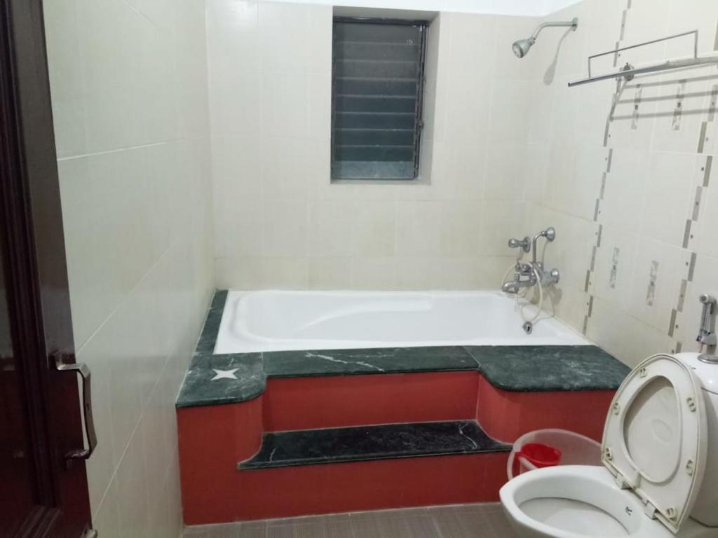 Hotel MTM New Digha with Bathtub in Room Hotel MTM New Digha with Bathtub in Room