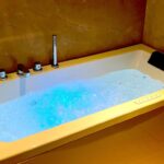 Hotels with Bathtub in Thane Hotel Planet Hollywood Thane with Hottub in Room
