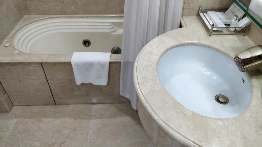 Hottub Room Jaypee Vasant Continental New Delhi Hottub Room Jaypee Vasant Continental New Delhi