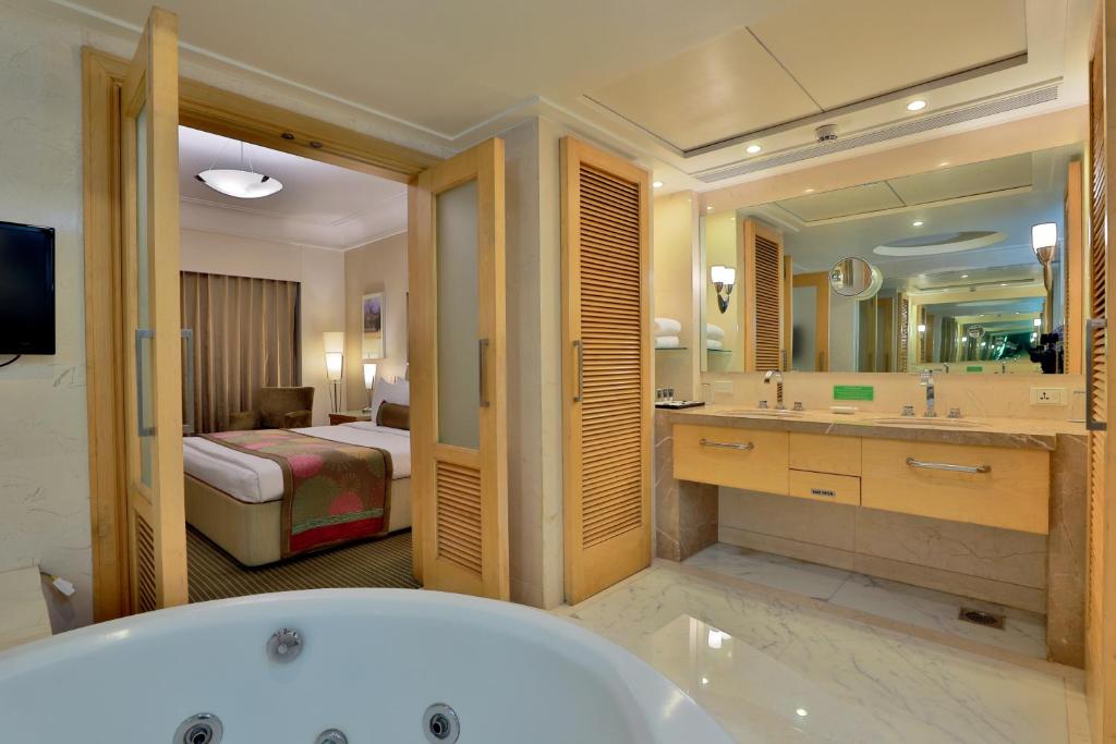 Jacuzzi Hotel Room The Imperial Palace Rajkot Jacuzzi Hotel Room The Imperial Palace Rajkot