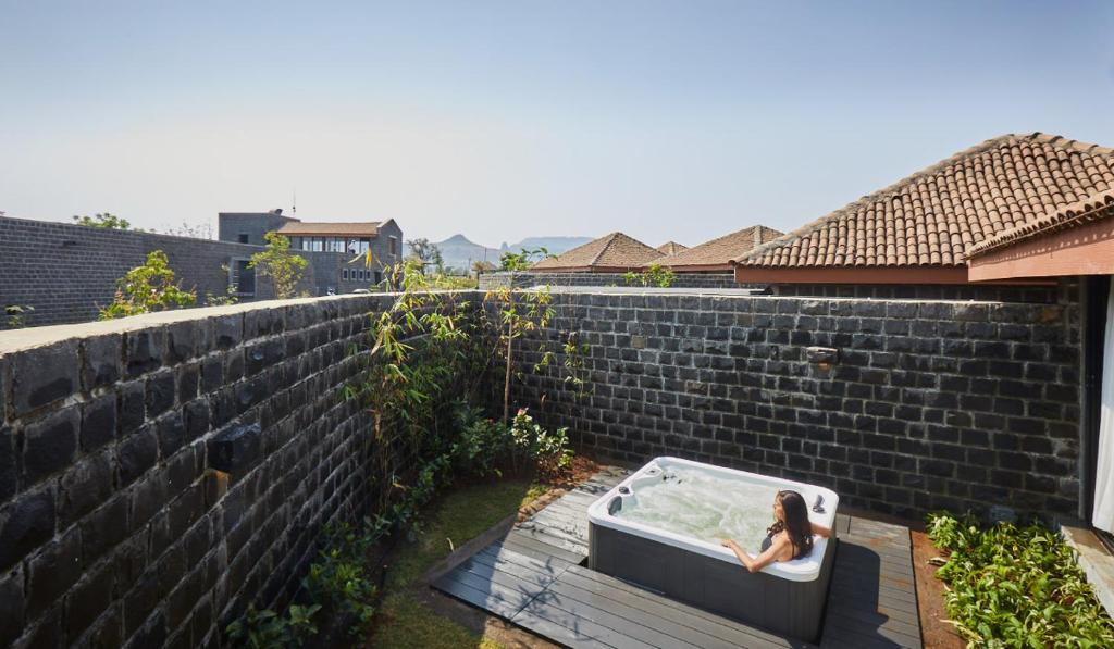 Jacuzzi Hotel Room Viveda Wellness Resort Nashik Jacuzzi Hotel Room Viveda Wellness Resort Nashik