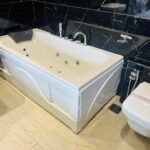 Hotels with Bathtub in Gandhinagar Jacuzzi Room Hotel Royal Empire Gandhinagar