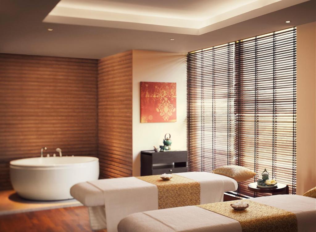 Jacuzzi Spa Taj Swarna, Amritsar Jacuzzi Spa Taj Swarna, Amritsar