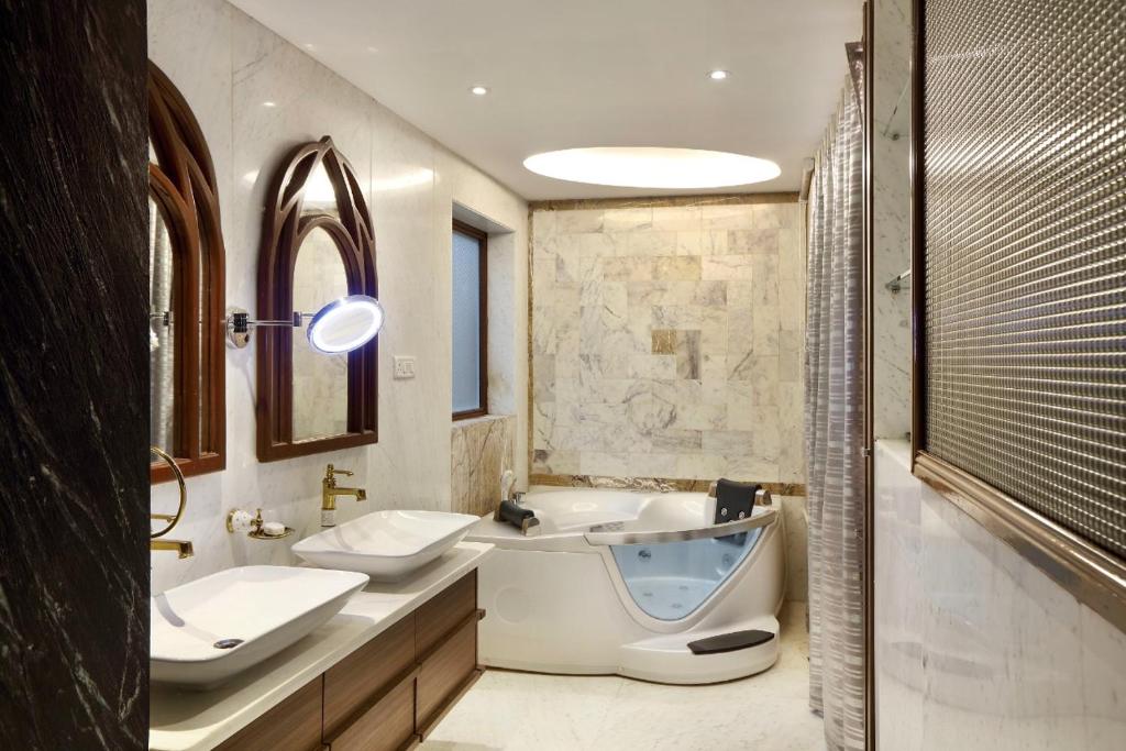 Juvana Resort & Spa Aamby Valley City Lonavala with Jacuzzi Juvana Resort & Spa Aamby Valley City Lonavala with Jacuzzi
