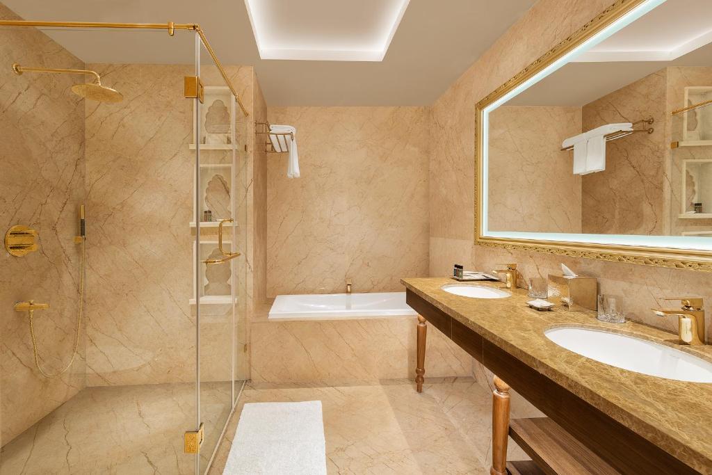 Kaldan Samudhra Palace Mahabalipuram with Bathtub Kaldan Samudhra Palace Mahabalipuram with Bathtub