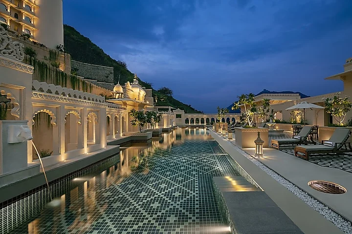 Aurika, Udaipur - Luxury by Lemon Tree Hotels - Hotel with Bathtub in Udaipur