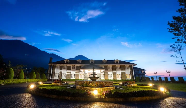 Le Montfort Resort - Hotel with Bathtub in Munnar