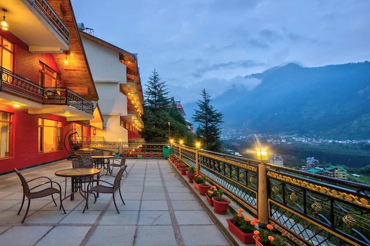 The Holiday Resorts, Cottages & Spa - Hotel with Bathtub in Manali
