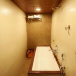 Hotel with Bathtub in Panvel Raaj Resort Panvel with Bathtub in Room