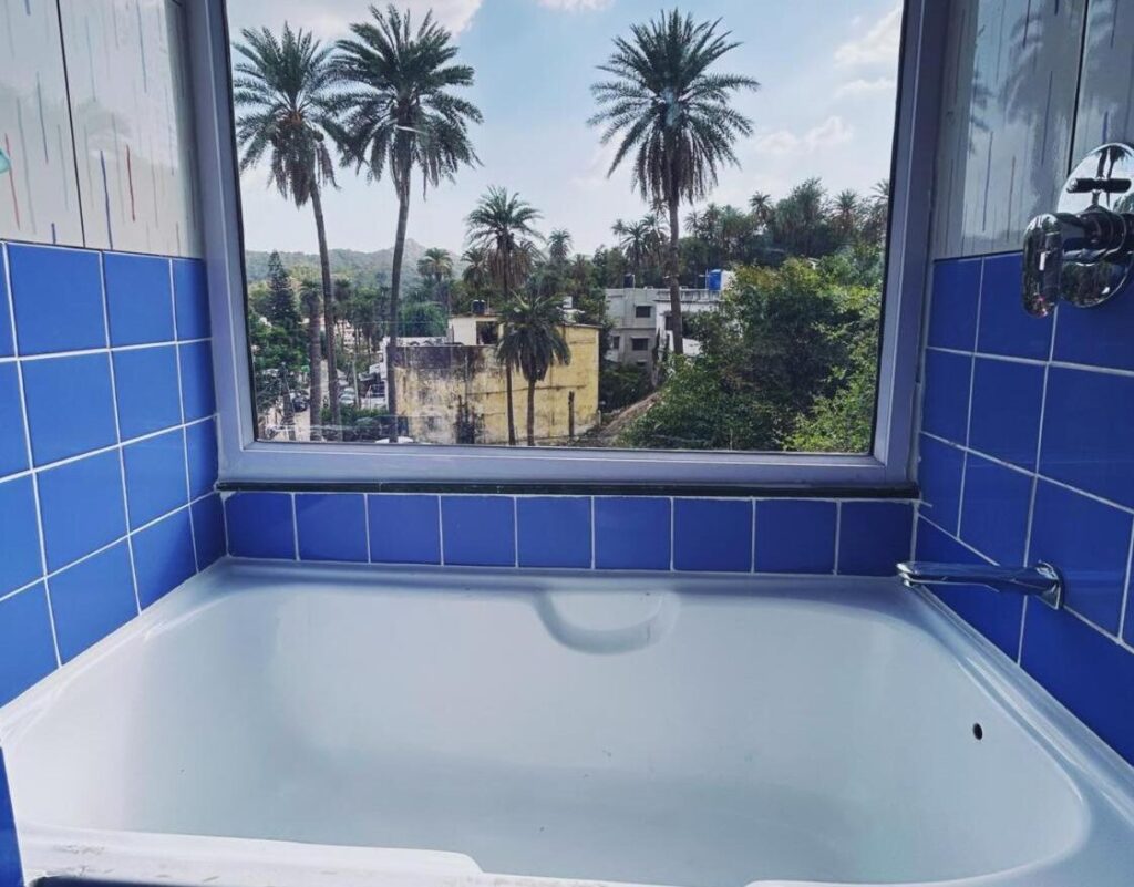 The House of BB Mount Ābu with Bathtub
