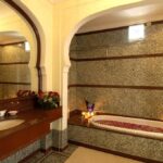 Hotels with Bathtub in Jaipur The Raj Palace Hotel in Jaipur with Romantic Bathtub in Room
