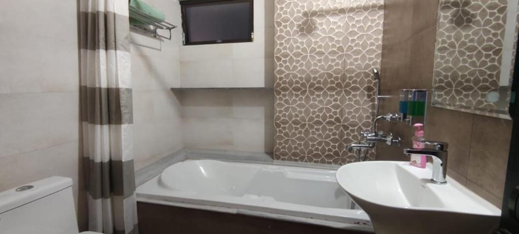 Urban Tavern Shillong with Bathtub In Room Urban Tavern Shillong with Bathtub In Room